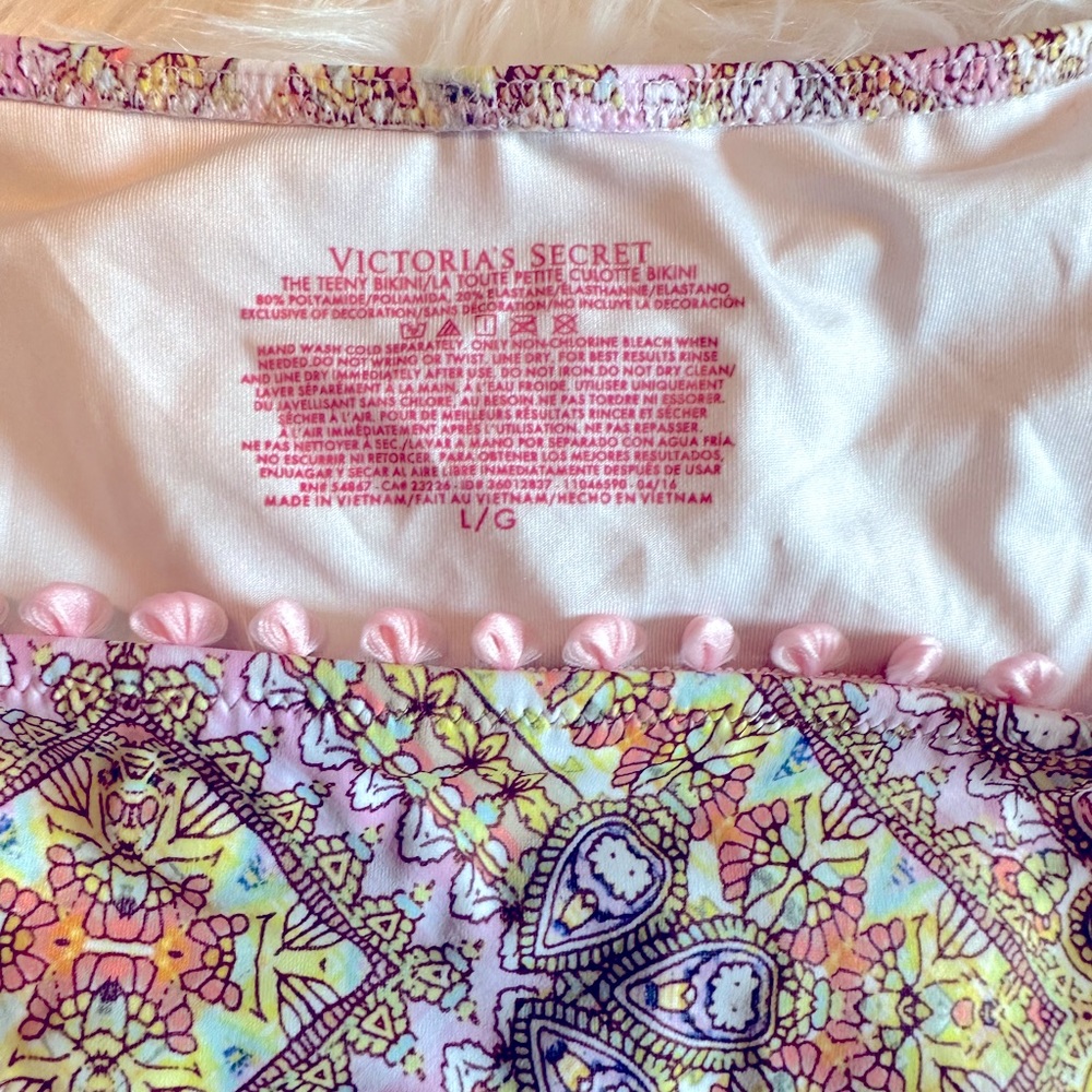 NEW• Victoria’s Secret Bohemian Pastel Paisley Cheeky Ruched Bikini• L - Picture 10 of 16